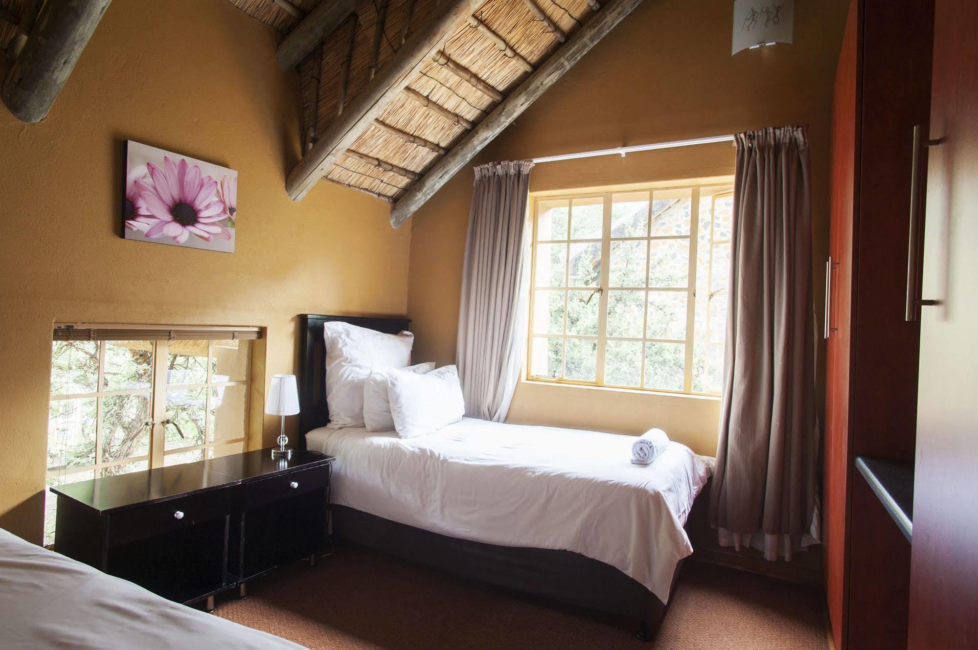 Maliba Mountain Lodge Butha-Buthe Exterior photo